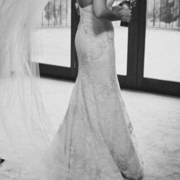 Watters Wedding Gown - Fabienne - Worn only for ceremony and first dance - Picture 2 of 13